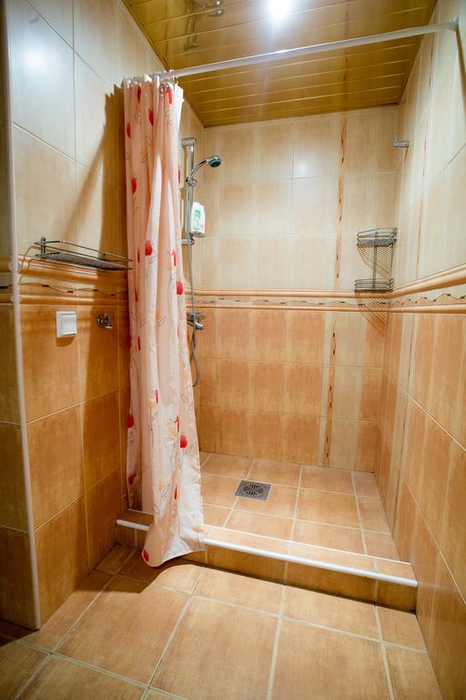 Südalinna Apartment Rakvere Esterno foto