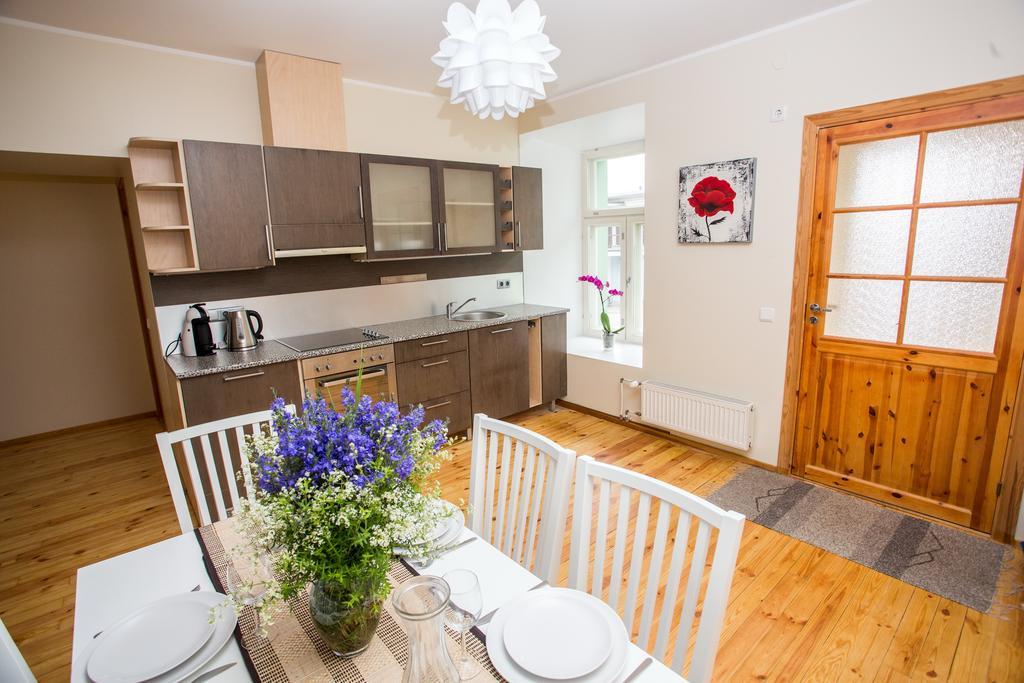 Südalinna Apartment Rakvere Esterno foto